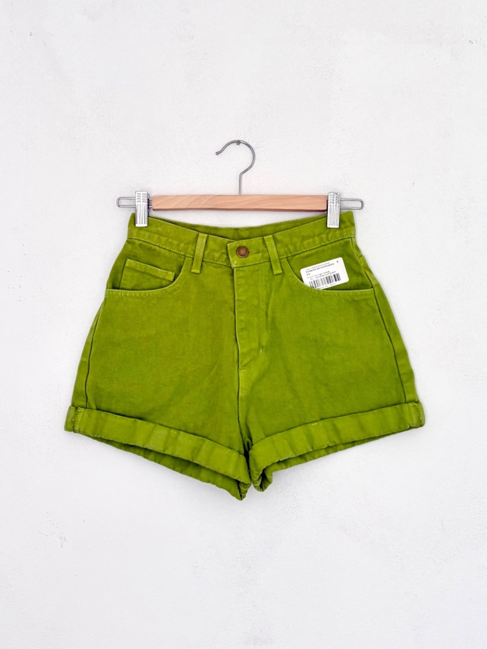 Los Angeles Apparel Bull Denim Cuff Short sz 26 in Lemongrass Green NWT